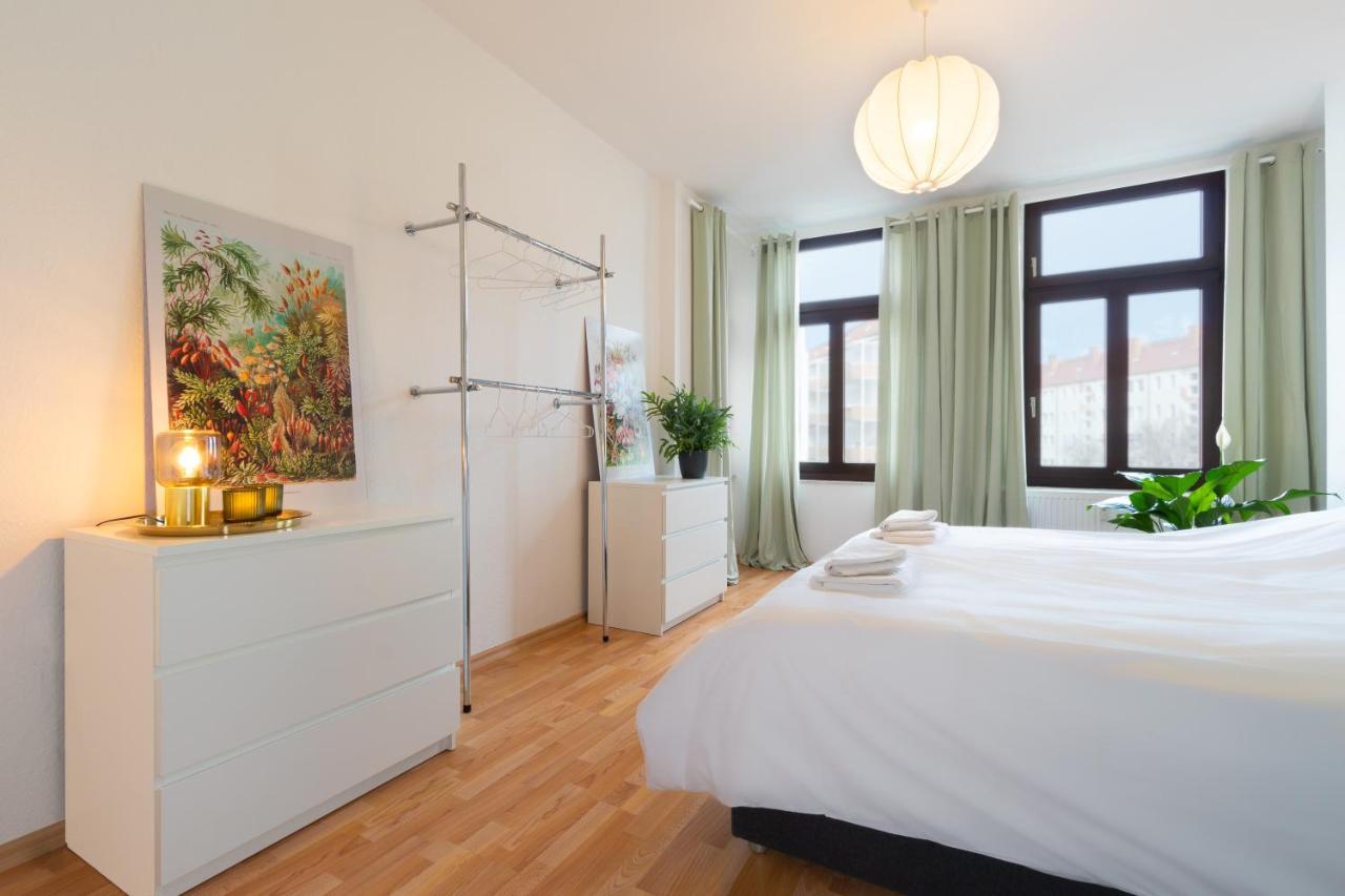 Ruhige Wohnung In Zentraler Lage - Quiet Flat In A Central Location マクデブルク エクステリア 写真